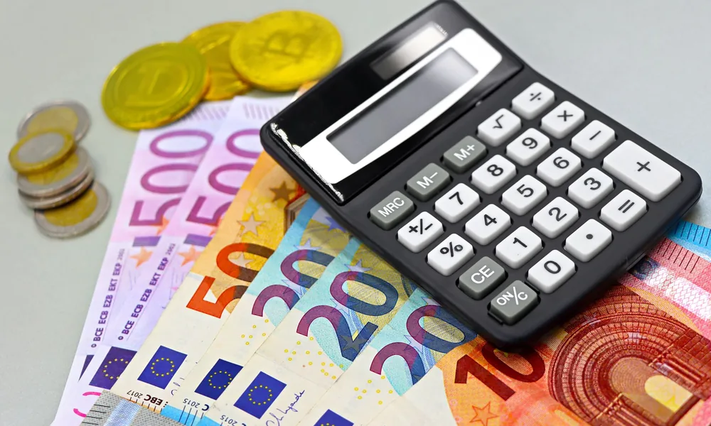 Ile czeka się na wypłatę dotacji: refundacja vs zaliczka