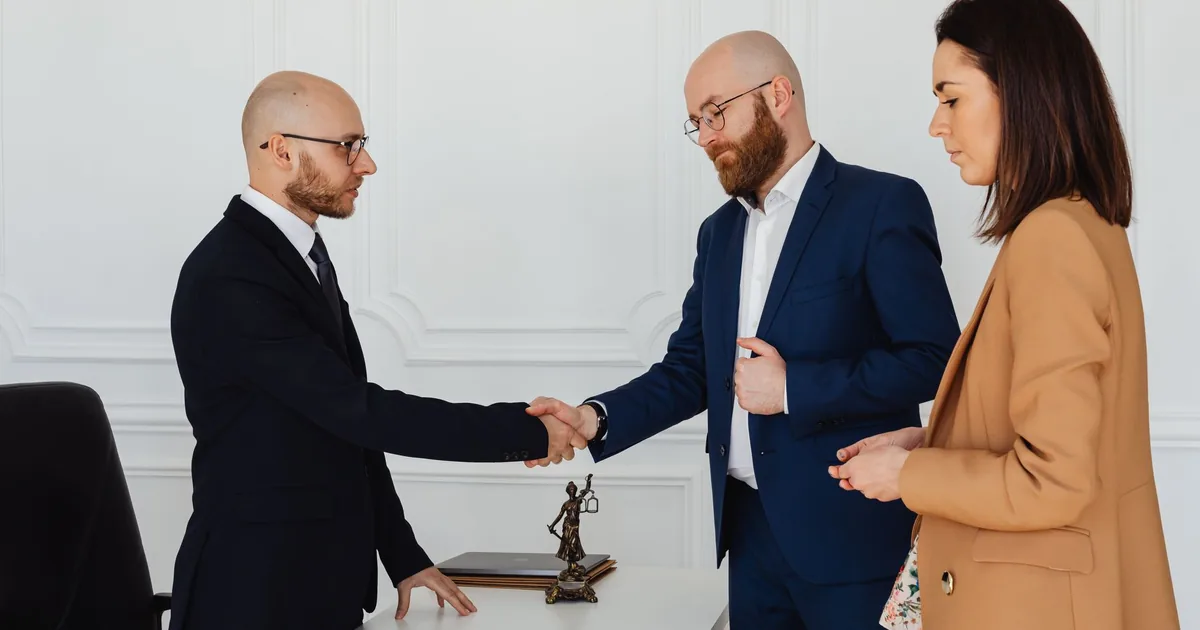 Jak dostać dotację z urzędu pracy na firmę krok po kroku 2026